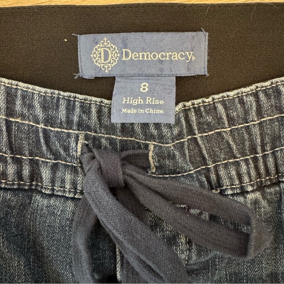 Democracy “Ab”leisure High Rise Rolled Cuff Shorts Size 8 NWT Pull On Drawstring - Picture 4 of 9